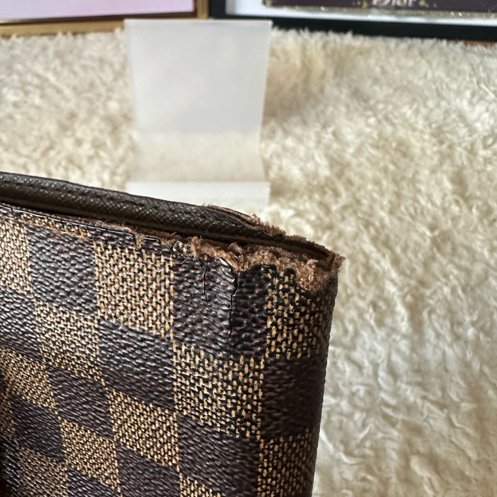 Louis Vuitton Damier Ebene Men’s bifold Wallet - Picture 4 of 12